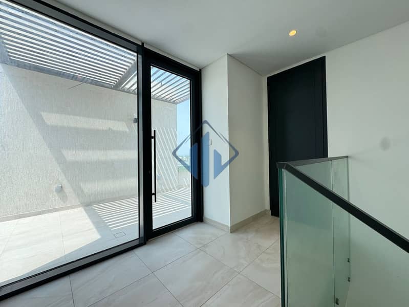 2BR Beachfront I Close to Wynn I Kitchen Equipped - Image 10