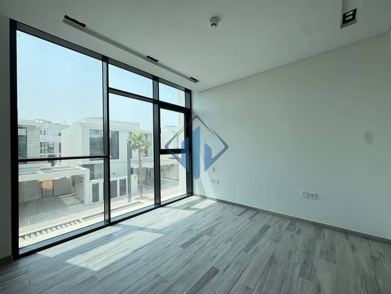 2BR Beachfront I Close to Wynn I Kitchen Equipped - Image 15