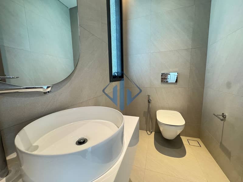 2BR Beachfront I Close to Wynn I Kitchen Equipped - Image 22