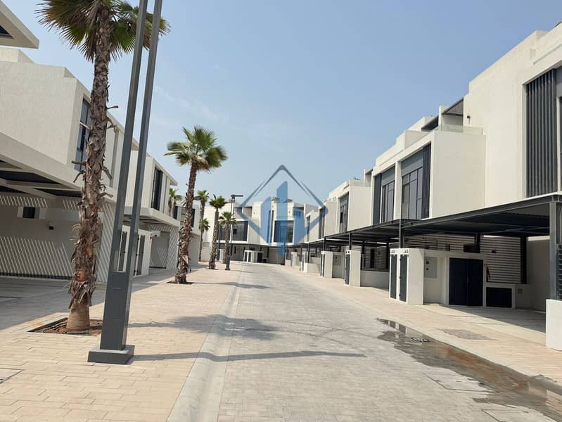 2BR Beachfront I Close to Wynn I Kitchen Equipped - Image 25