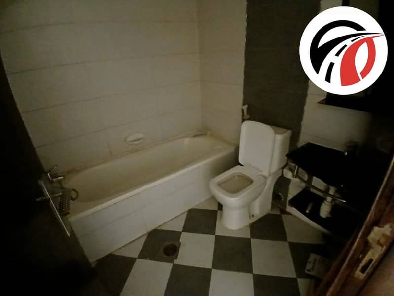 Spacious Studio Close to Pound Park Available 40k - Image 8