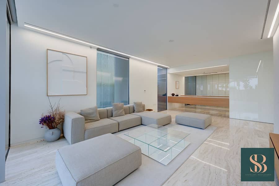 Designer Living on the Palm | Rare Garden Unit