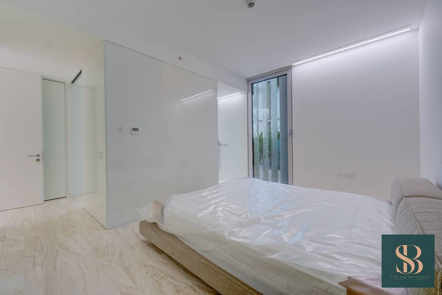 Designer Living on the Palm | Rare Garden Unit - Image 10