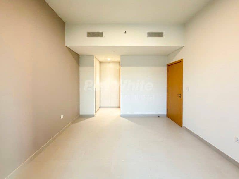 Full Pool View | Brand New | Ready to Move