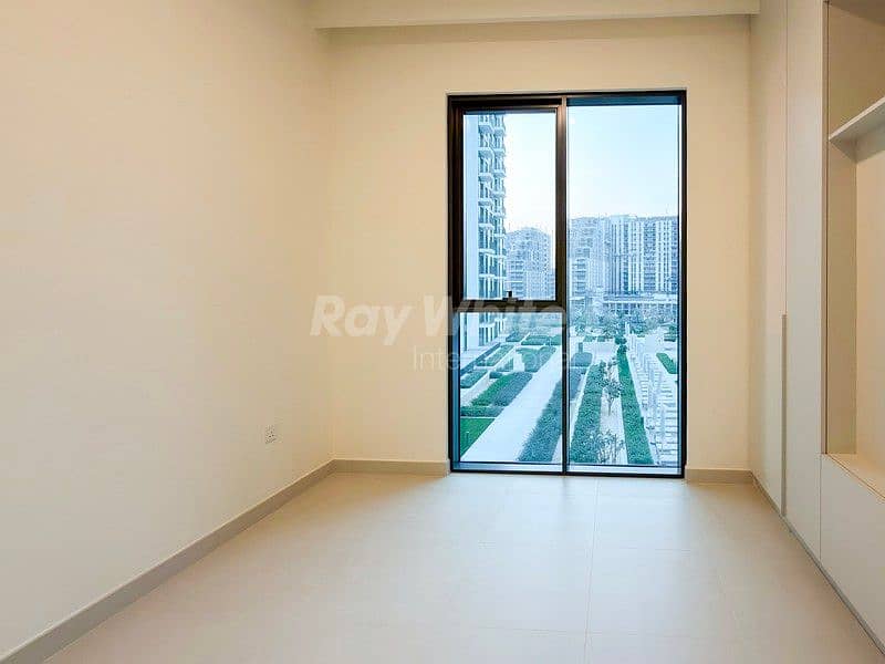 Full Pool View | Brand New | Ready to Move - Image 6