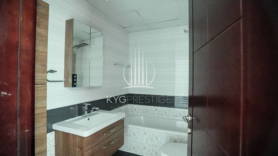 GLAMZ Residence | Prime location | Rooftop terrace - Image 12