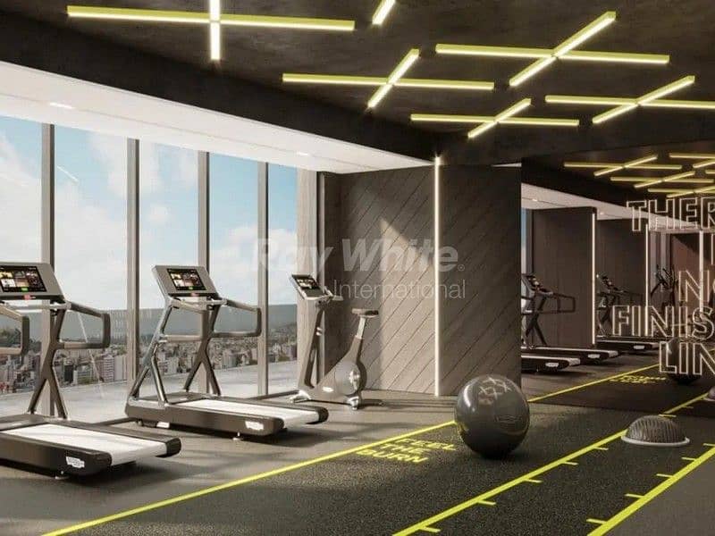 Large | Private Pool | Smart Home| Fitted Kitchen - Image 8