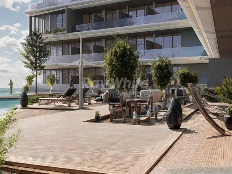 Large | Private Pool | Smart Home| Fitted Kitchen - Image 10