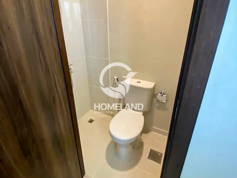 Spacious Layout | Corner Unit | Large Plot - Image 13