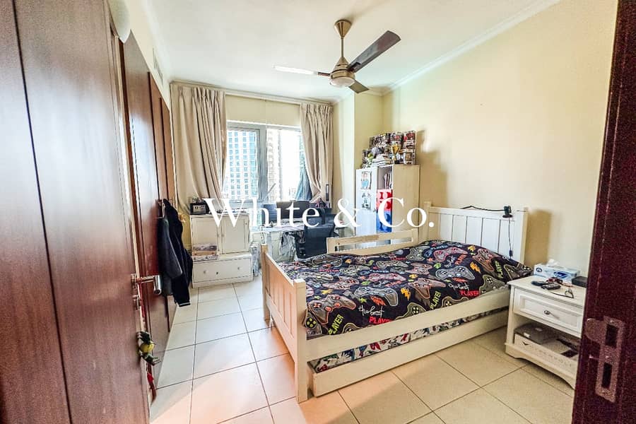 3BR plus Maids | Full Burj | Perfect Reno - Image 6