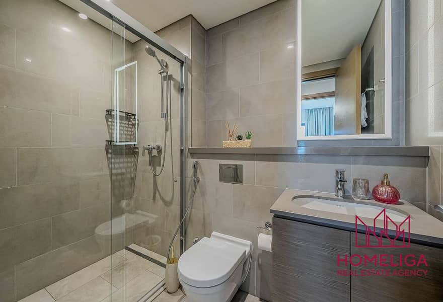 FULLY FURNISHED | MID FLOOR | LAGOON VIEW - Image 14