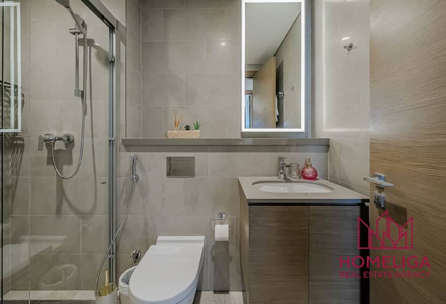 FULLY FURNISHED | MID FLOOR | LAGOON VIEW - Image 15