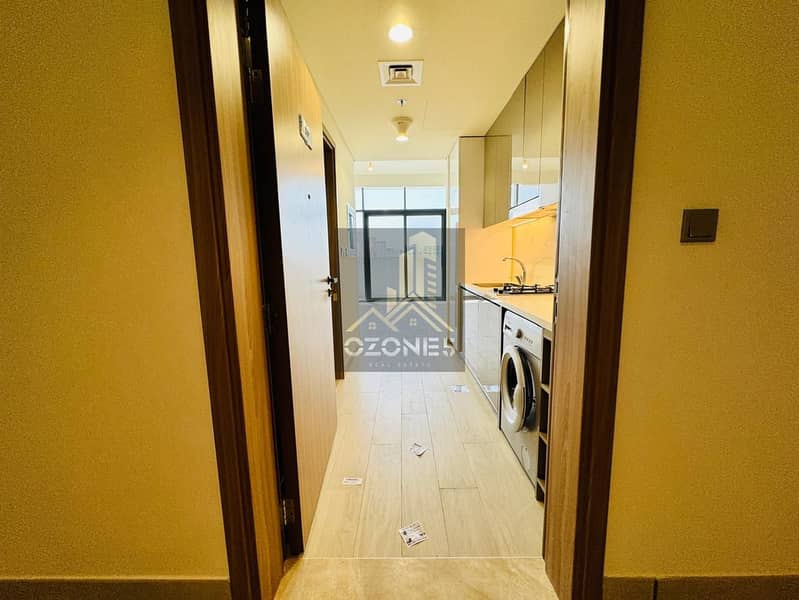 High Floor, Pool & Boulevard View, Chiller Free, Ready To Move