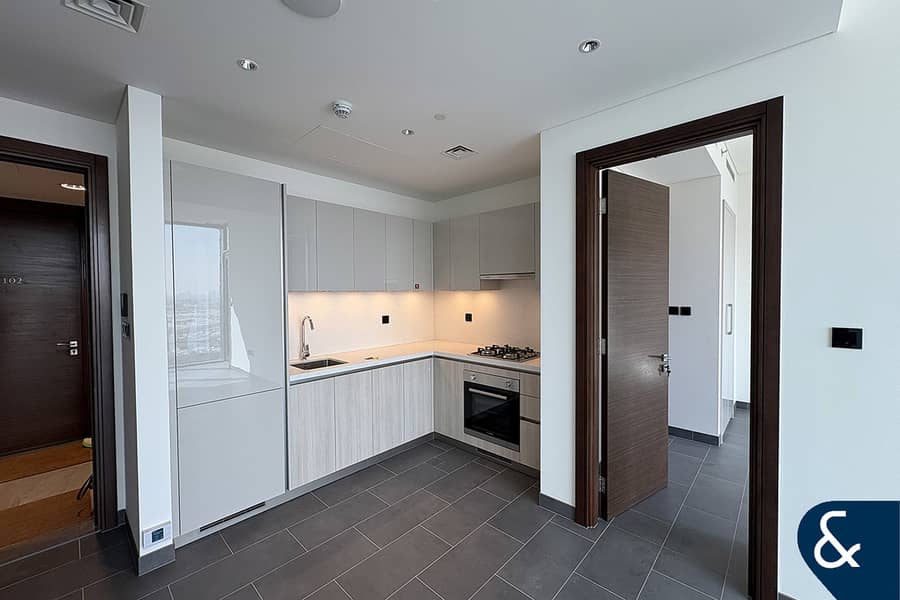 2 Bedrooms | Unfurnished | Bright