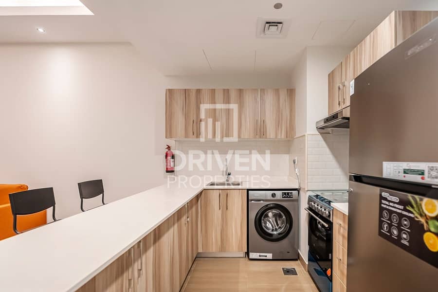 Fully Furnished | Available in 12 Cheques - Image 10