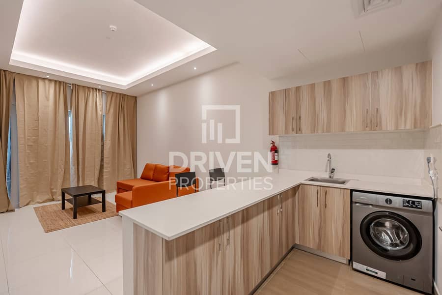 Fully Furnished | Available in 12 Cheques - Image 11