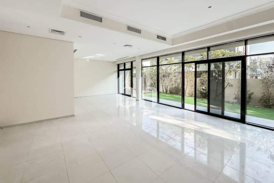 Huge Plot | Unfurnished | Well Maintained