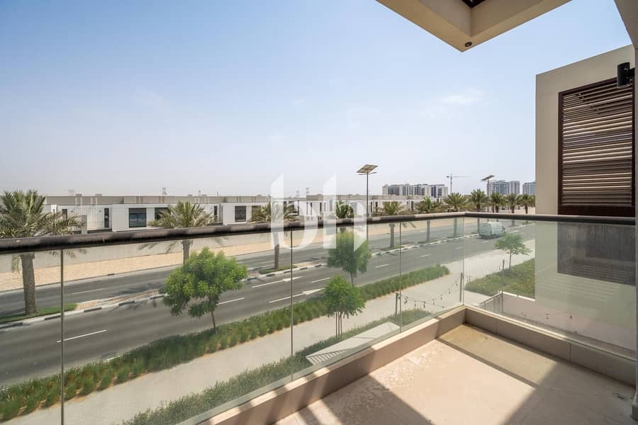 Private Elevator | VOT | Spacious Layout - Image 16