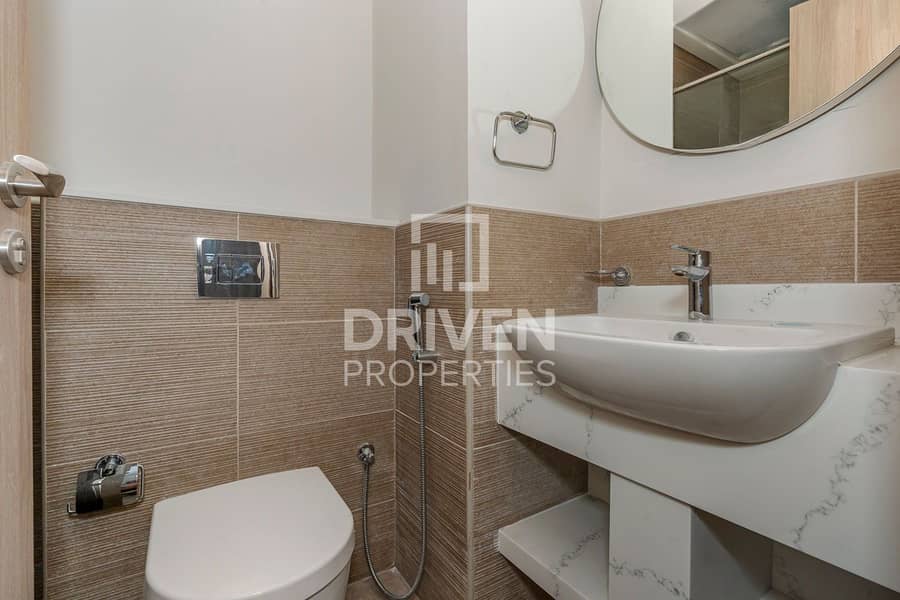 Vacant Unit | Fully Refurbished | Huge Layout - Image 9