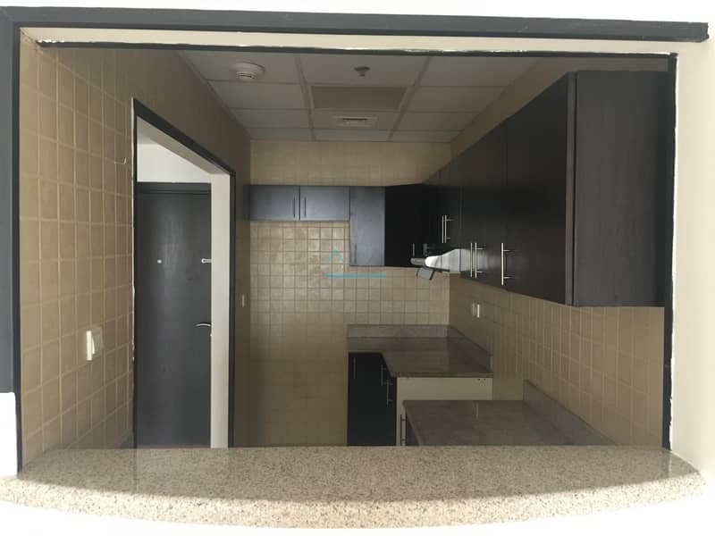 8 30K 1BEDROOM APARTMENT  4CHEQUE SIZE 680 AT LIWAN