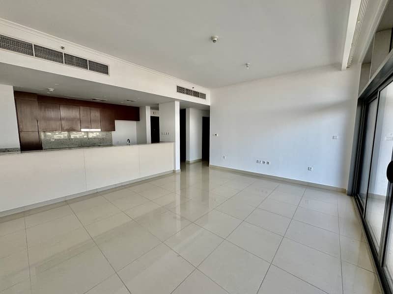 LAGOON VIEW | READY TO MOVE IN | SPACIOUS | 2 BED - Image 7