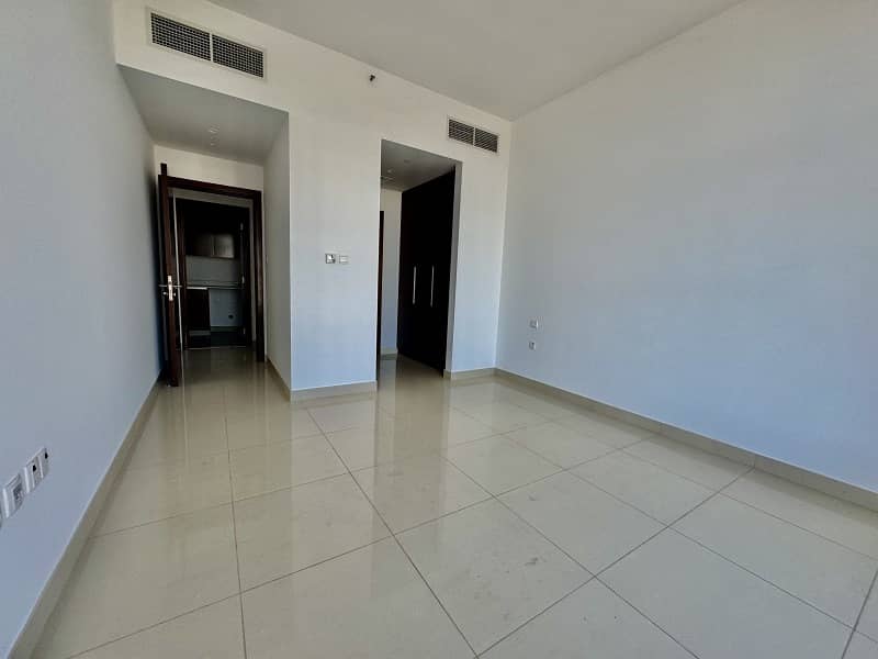 LAGOON VIEW | READY TO MOVE IN | SPACIOUS | 2 BED - Image 15