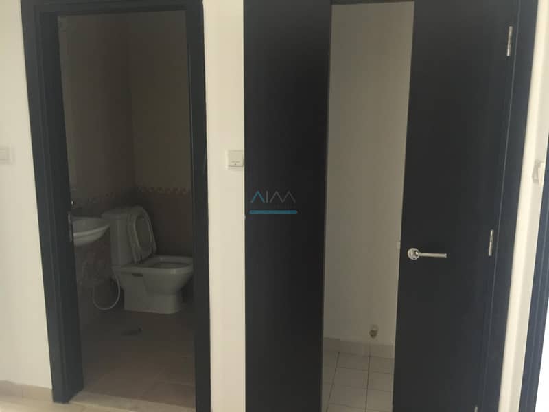 6 30K 1BEDROOM APARTMENT  4CHEQUE SIZE 680 AT LIWAN