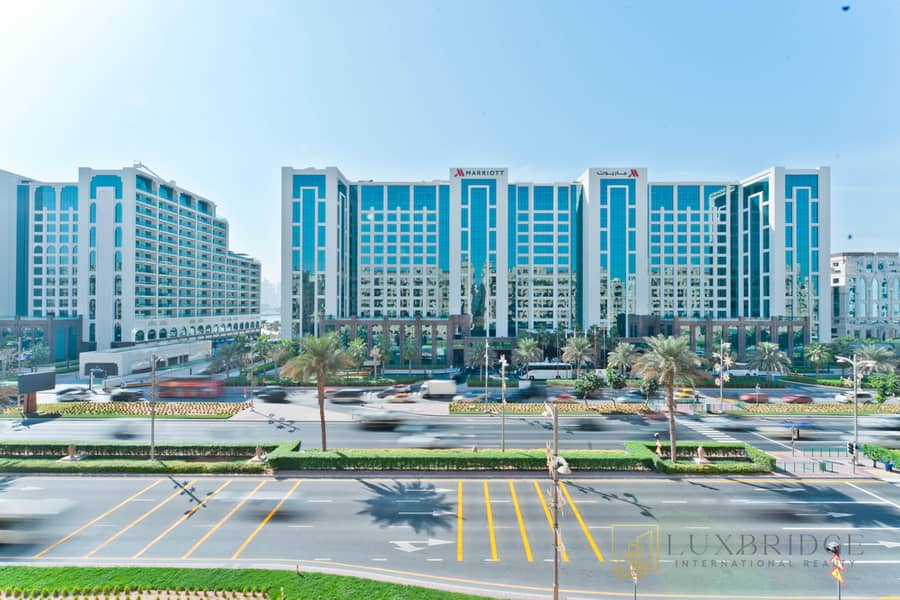 Vacant | Fully Furnished | Prime Location - Image 12