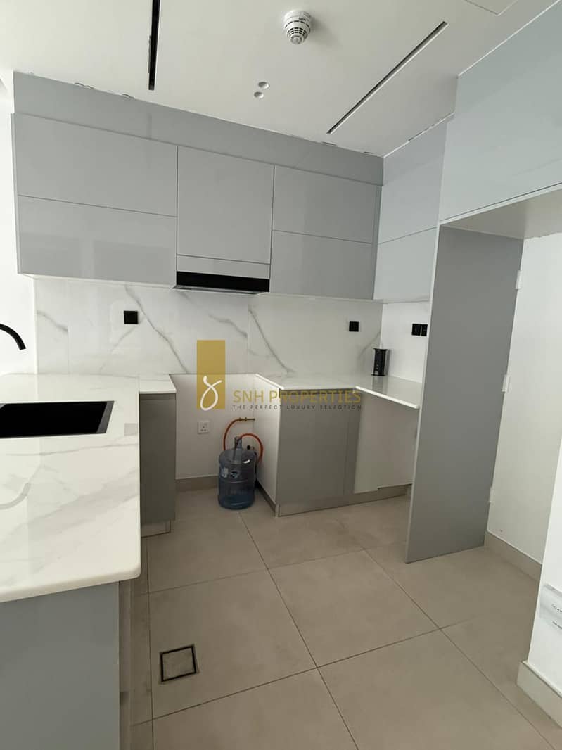 BURJ KHALIFA VIEW | READY TO MOVE IN | HIGH FLOOR