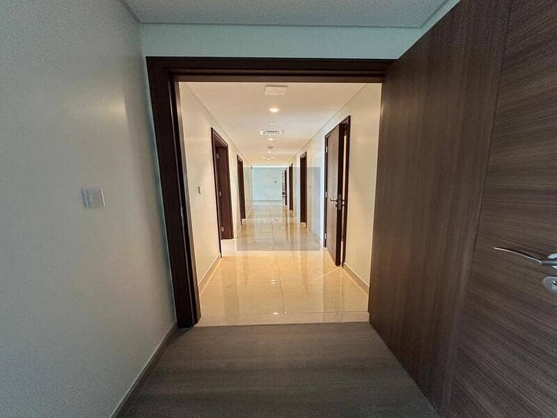 Spacious 3BR Apartment + Study I Prime Location - Image 9