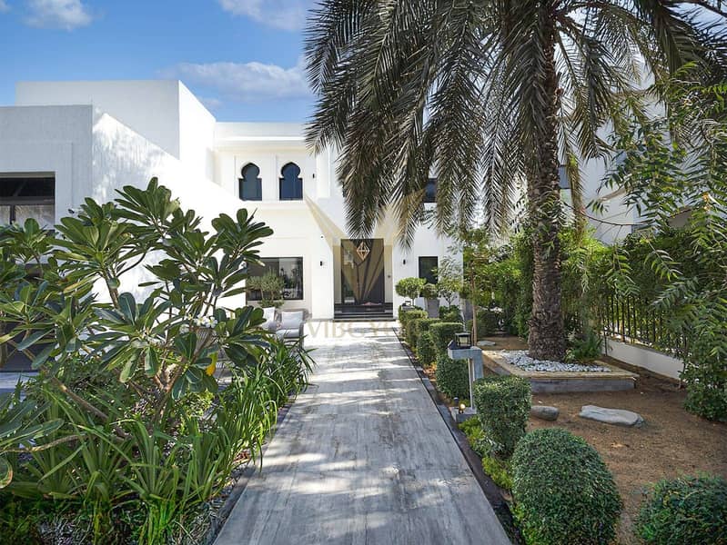 Luxury 4BR Villa | Private Pool With Lake Views - Image 7