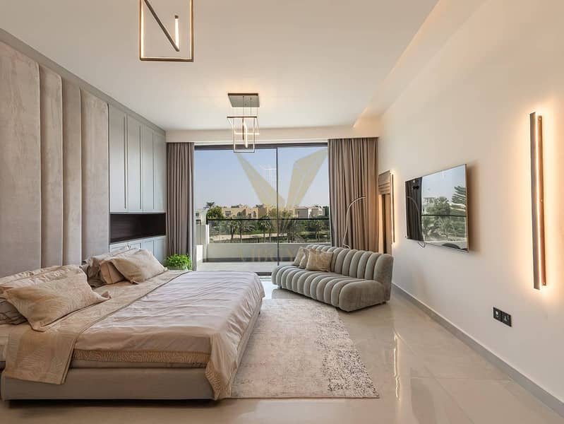 Luxury 4BR Villa | Private Pool With Lake Views - Image 12