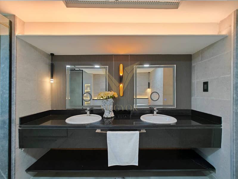 Luxury 4BR Villa | Private Pool With Lake Views - Image 15