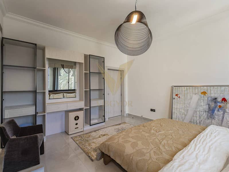 Luxury 4BR Villa | Private Pool With Lake Views - Image 16