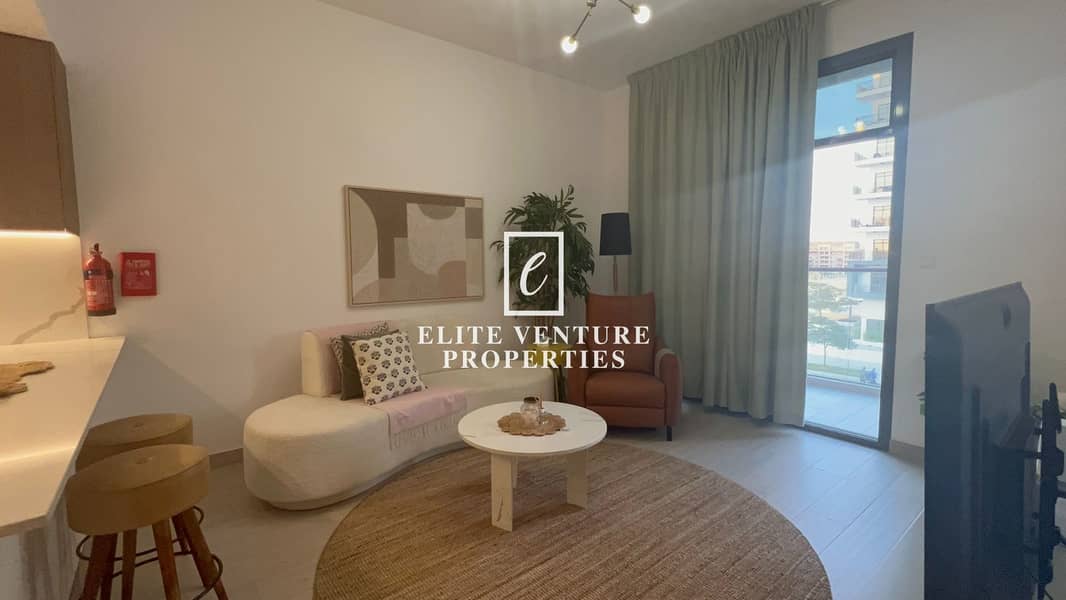 VACANT | 1 BEDROOM | COMMUNITY VIEW