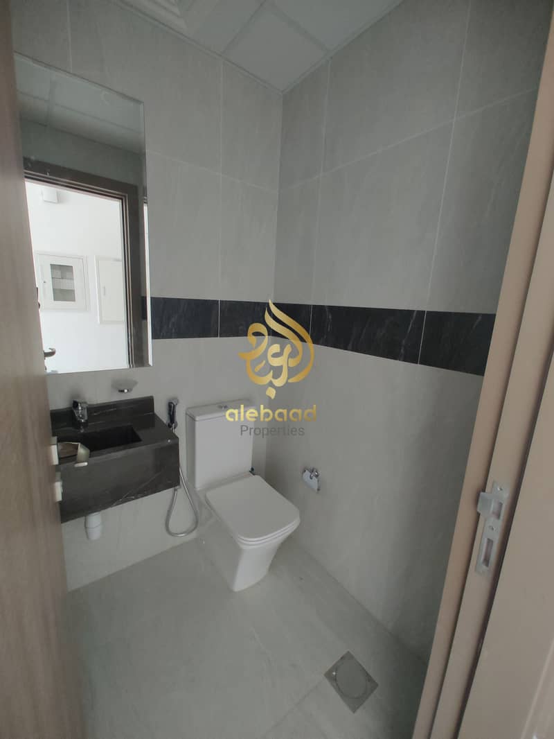 Specious Brand New 2bhk apartment with bolcony very prime location just in 100k in warsan 4 - Image 10