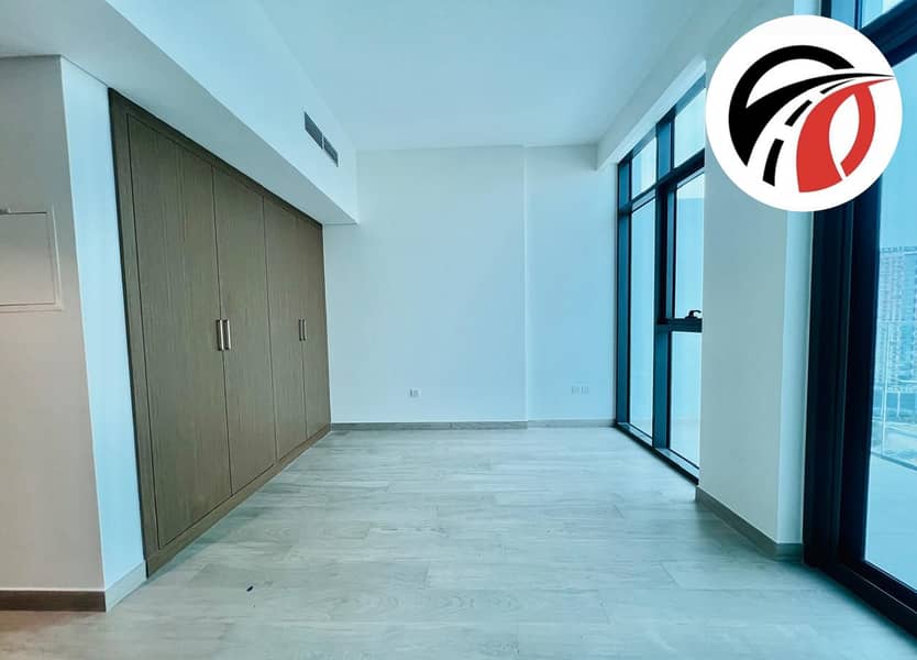 Brilliant offer Very spacious luxury studio with chepast price at prime location