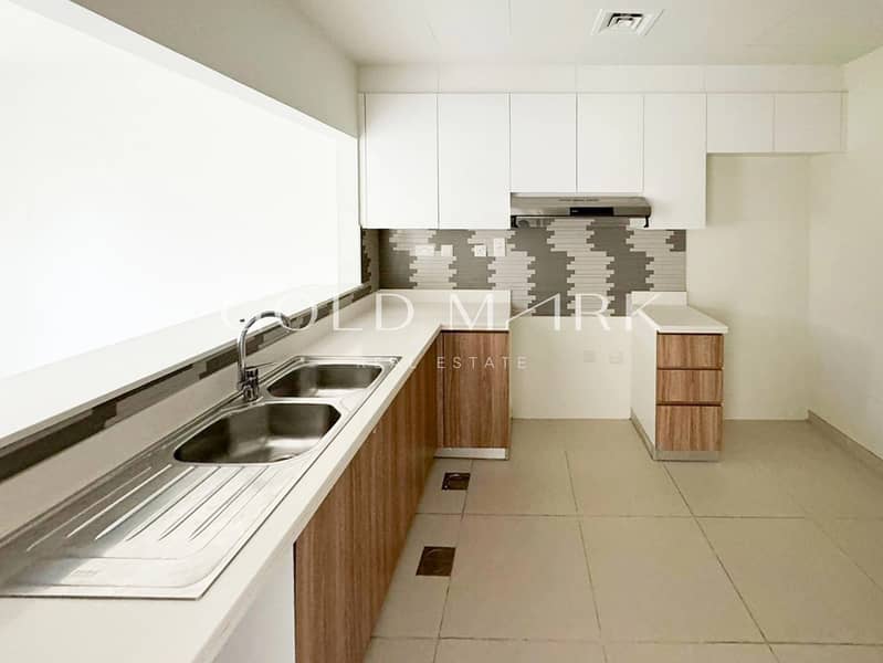 Single Row | Prime Location | Pool-Facing View