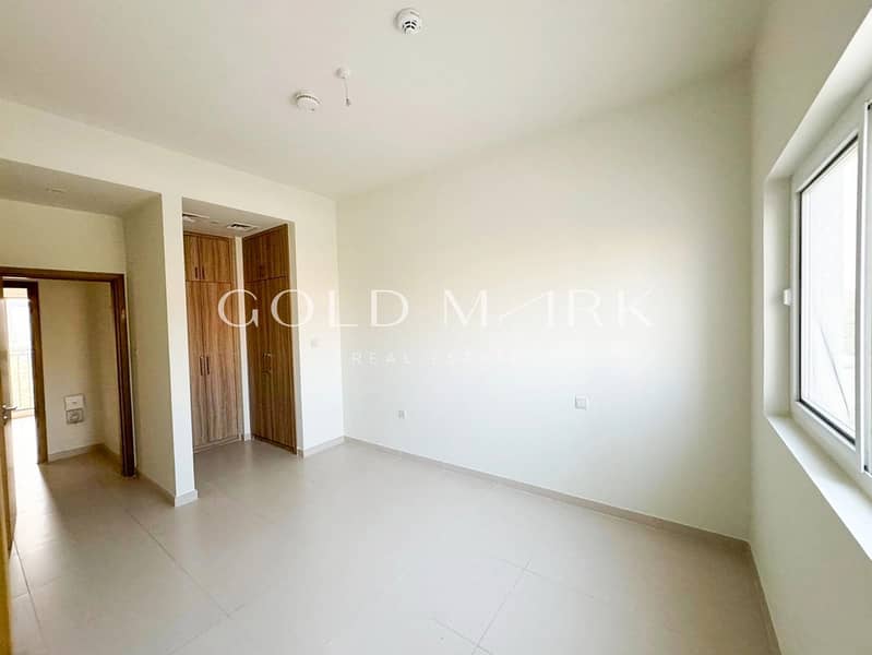 Single Row | Prime Location | Pool-Facing View - Image 10