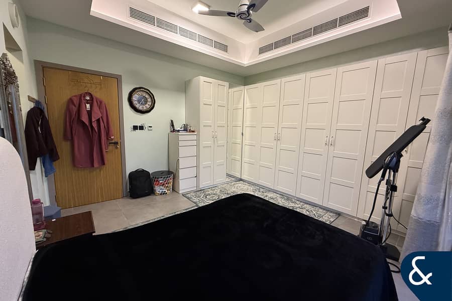 Fully Upgraded | Extended | Private Elevator - Image 21