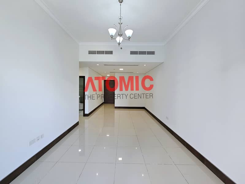 Close Kitchen, Family Building, Bright Apartment