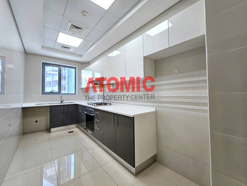 Close Kitchen, Family Building, Bright Apartment - Image 7