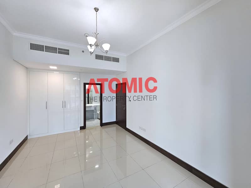 Close Kitchen, Family Building, Bright Apartment - Image 11