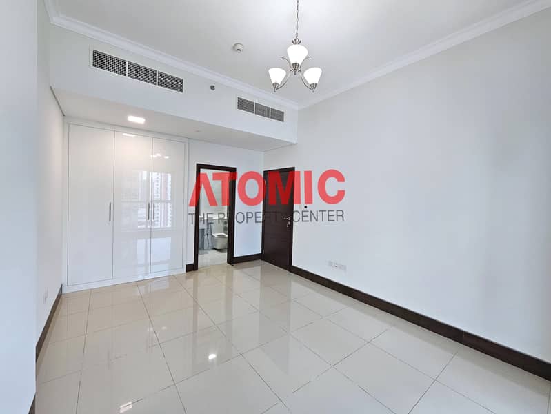 Close Kitchen, Family Building, Bright Apartment - Image 13