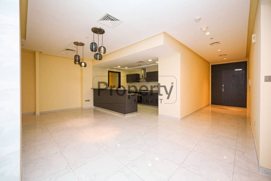 Spacious | Bright | Great Amenities | Near Metro