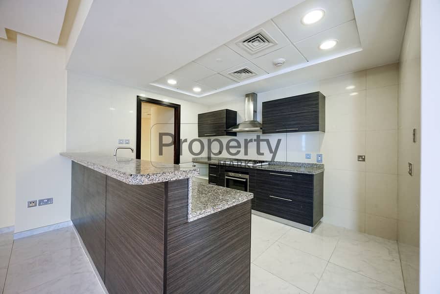 Spacious | Bright | Great Amenities | Near Metro - Image 7