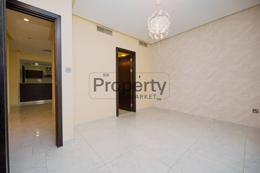 Spacious | Bright | Great Amenities | Near Metro - Image 16