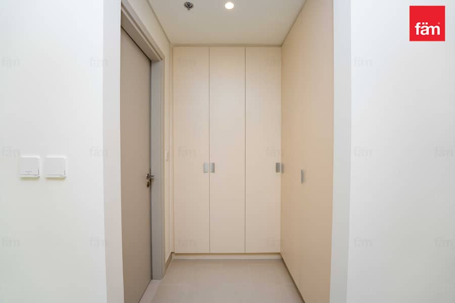 Park Access | Available Now | Multiple Cheques - Image 8