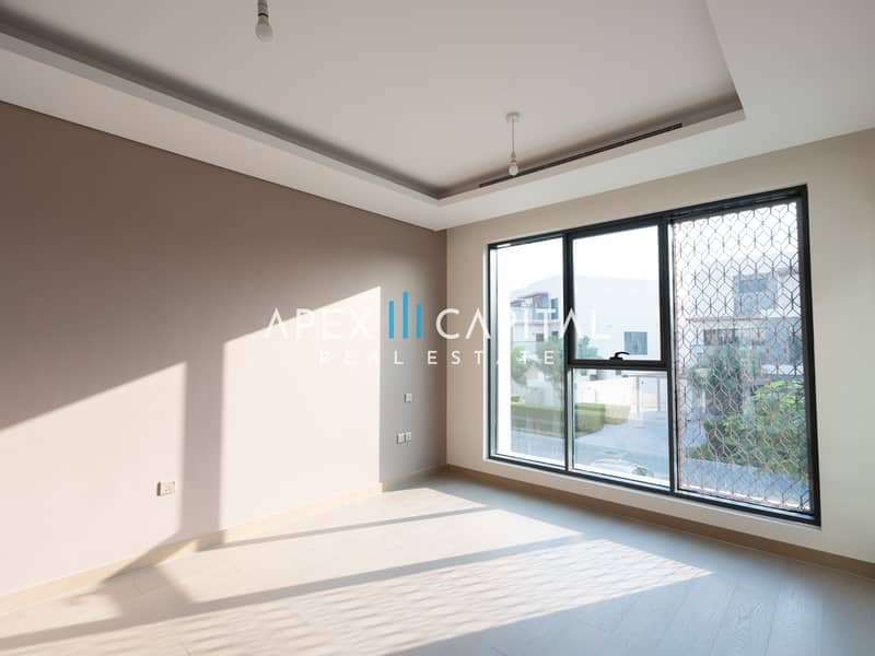 Luxury Living | Brand New | Prime Location - Image 10