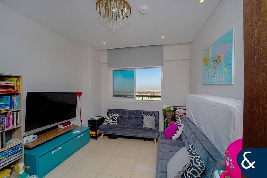 Exclusive | Renovated | 3 Bed + Maids - Image 17